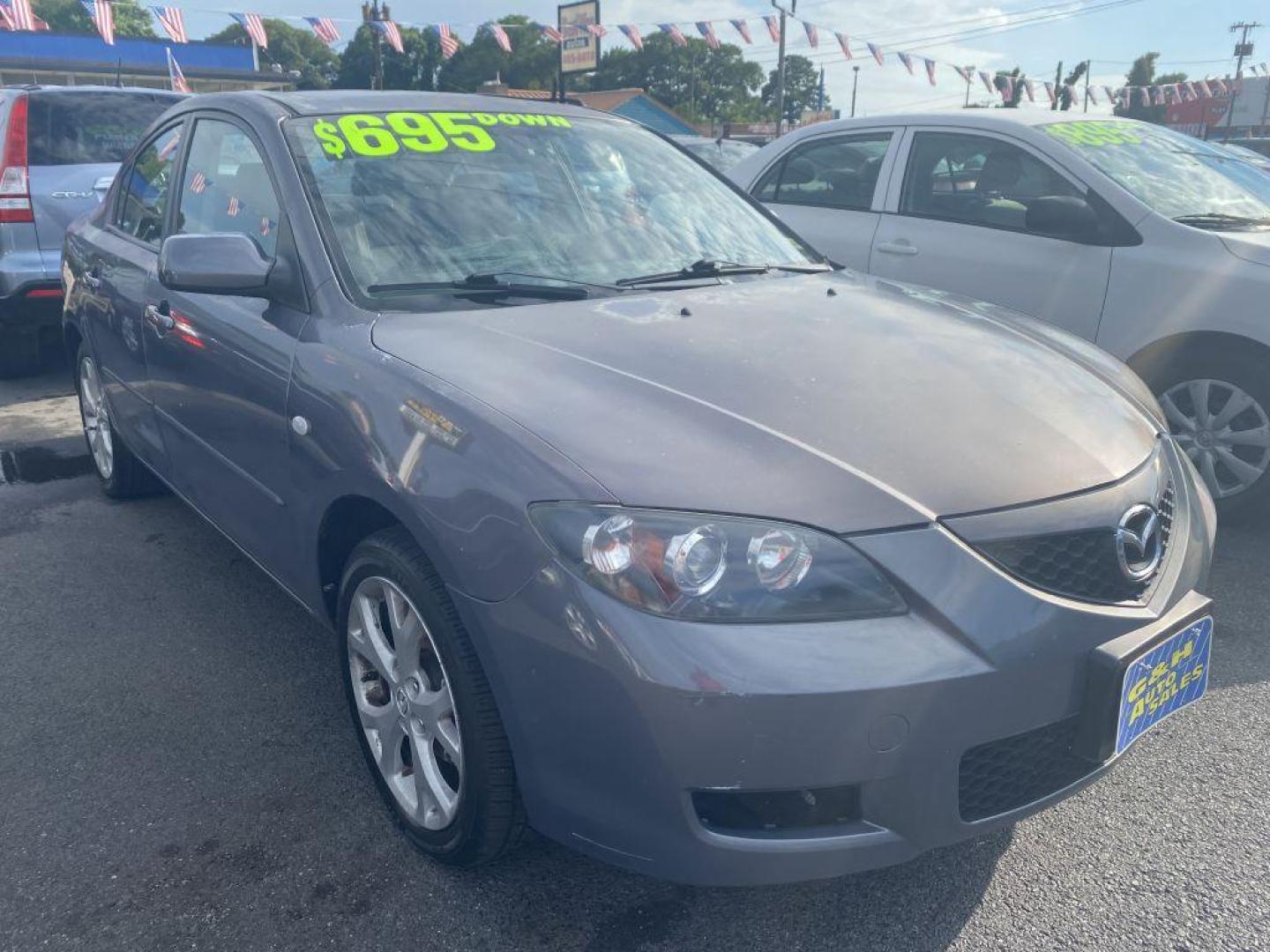 2009 GRAY MAZDA 3 I (JM1BK32G791) with an 2.0L engine, Automatic transmission, located at 930 E Little Creek Road, Norfolk, VA, 23518, (757) 588-0420, 36.915051, -76.244408 - Photo#0