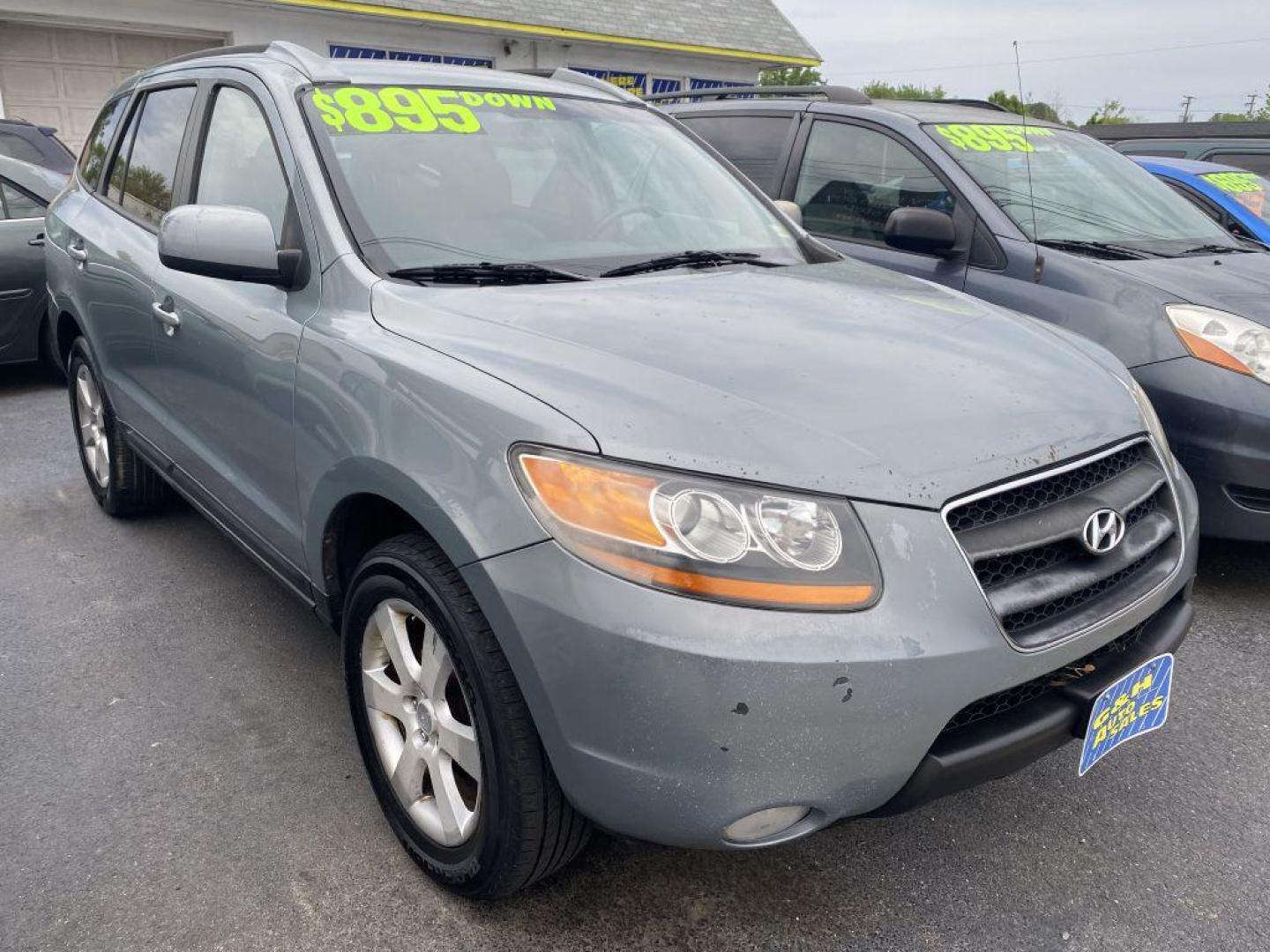 2008 GRAY HYUNDAI SANTA FE SE (5NMSH13E78H) with an 3.3L engine, Automatic transmission, located at 930 E Little Creek Road, Norfolk, VA, 23518, (757) 588-0420, 36.915051, -76.244408 - Photo#0