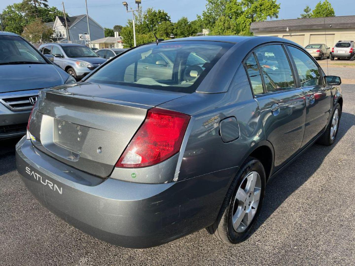 2007 GRAY SATURN ION LEVEL 3 (1G8AK55F27Z) with an 2.2L engine, 4-Speed Manual transmission, located at 930 E Little Creek Road, Norfolk, VA, 23518, (757) 588-0420, 36.915051, -76.244408 - Photo#3