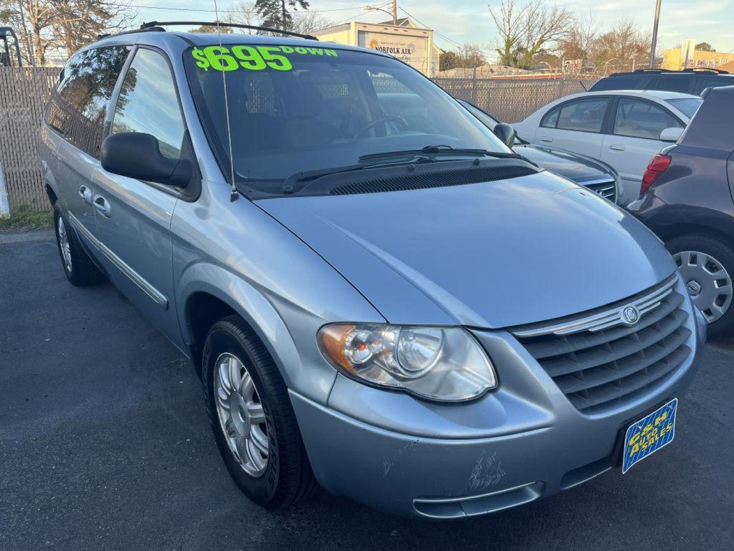 2006 BLUE CHRYSLER TOWN and COUNTRY TOURING (2A8GP54L16R) with an 3.8L engine, Automatic transmission, located at 930 E Little Creek Road, Norfolk, VA, 23518, (757) 588-0420, 36.915051, -76.244408 - Photo#0