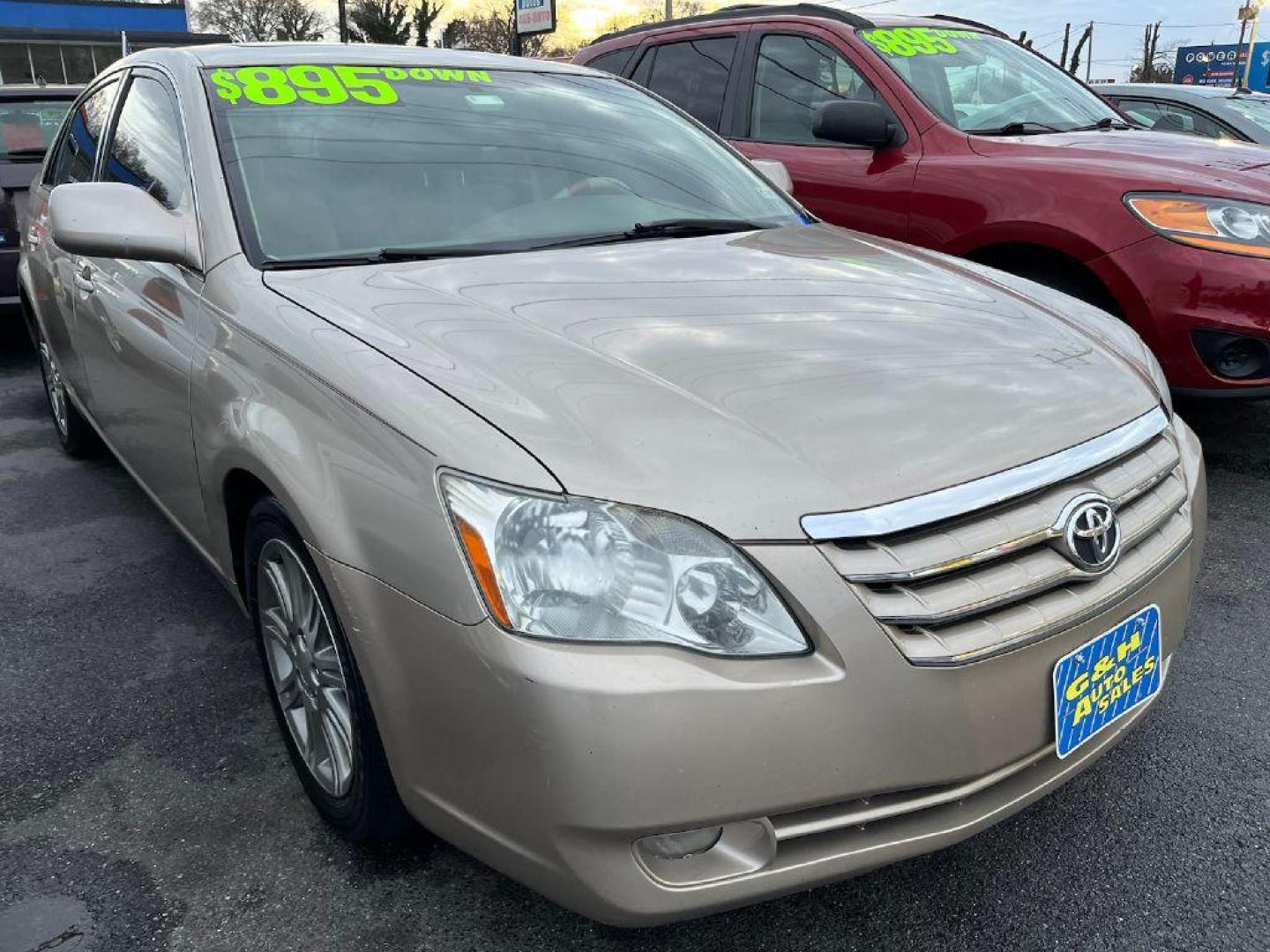 2005 TAN TOYOTA AVALON XL (4T1BK36B15U) with an 3.5L engine, Automatic transmission, located at 930 E Little Creek Road, Norfolk, VA, 23518, (757) 588-0420, 36.915051, -76.244408 - Photo#0