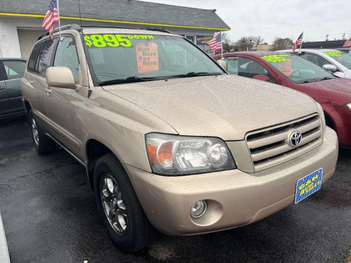 2004 GOLD TOYOTA HIGHLANDER (JTEEP21A740) with an 3.3L engine, Automatic transmission, located at 930 E Little Creek Road, Norfolk, VA, 23518, (757) 588-0420, 36.915051, -76.244408 - Photo#0