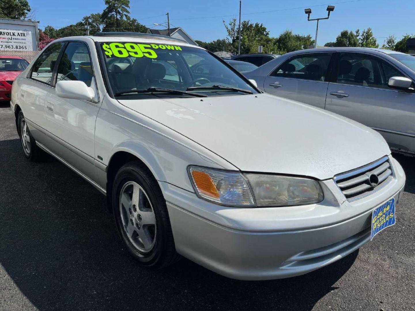 2001 WHITE TOYOTA CAMRY CE (JT2BG22KX10) with an 2.2L engine, Automatic transmission, located at 930 E Little Creek Road, Norfolk, VA, 23518, (757) 588-0420, 36.915051, -76.244408 - Photo#0