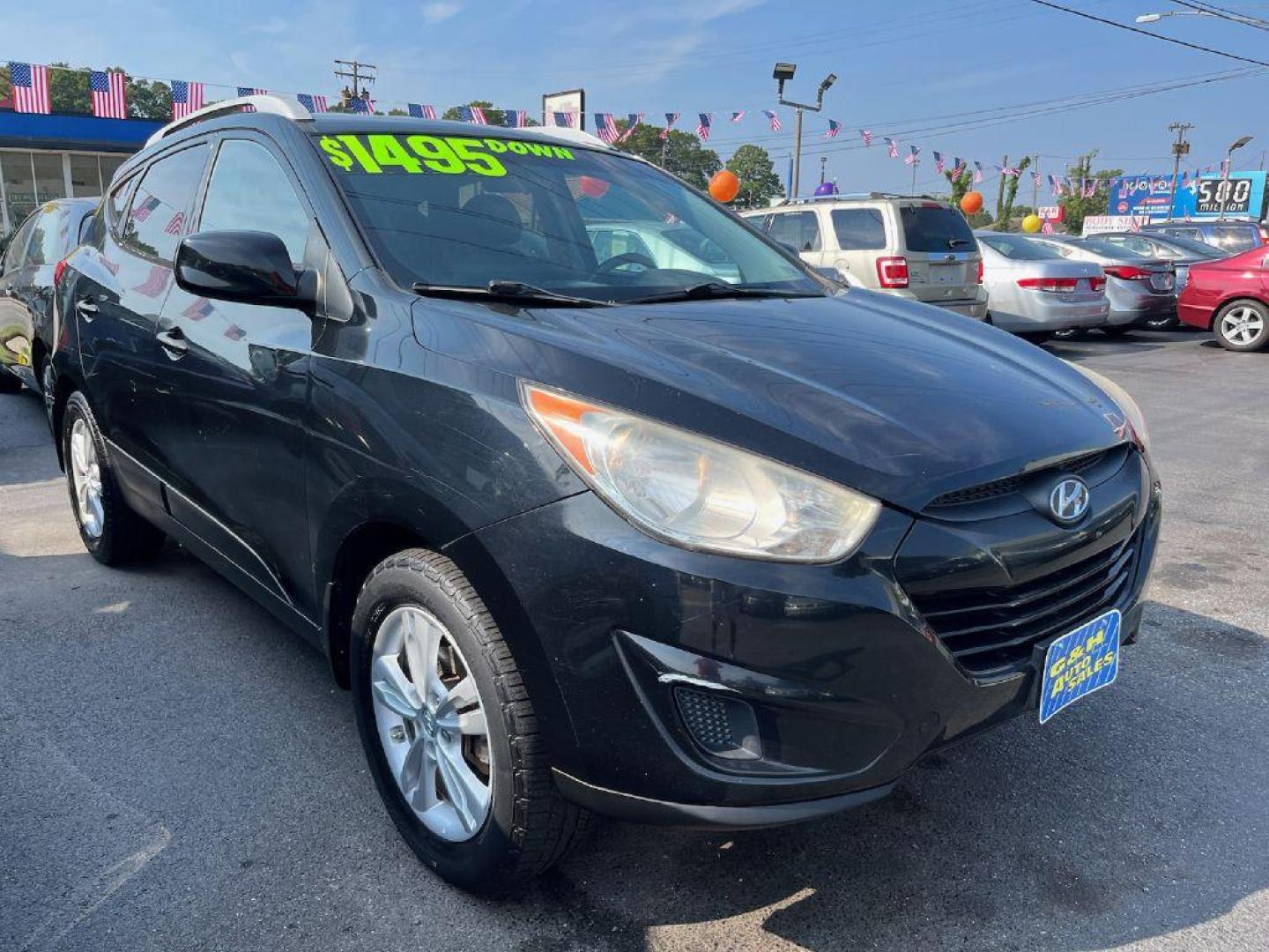 2010 BLACK HYUNDAI TUCSON GLS (KM8JU3AC4AU) with an 2.4L engine, Automatic transmission, located at 930 E Little Creek Road, Norfolk, VA, 23518, (757) 588-0420, 36.915051, -76.244408 - Photo#0