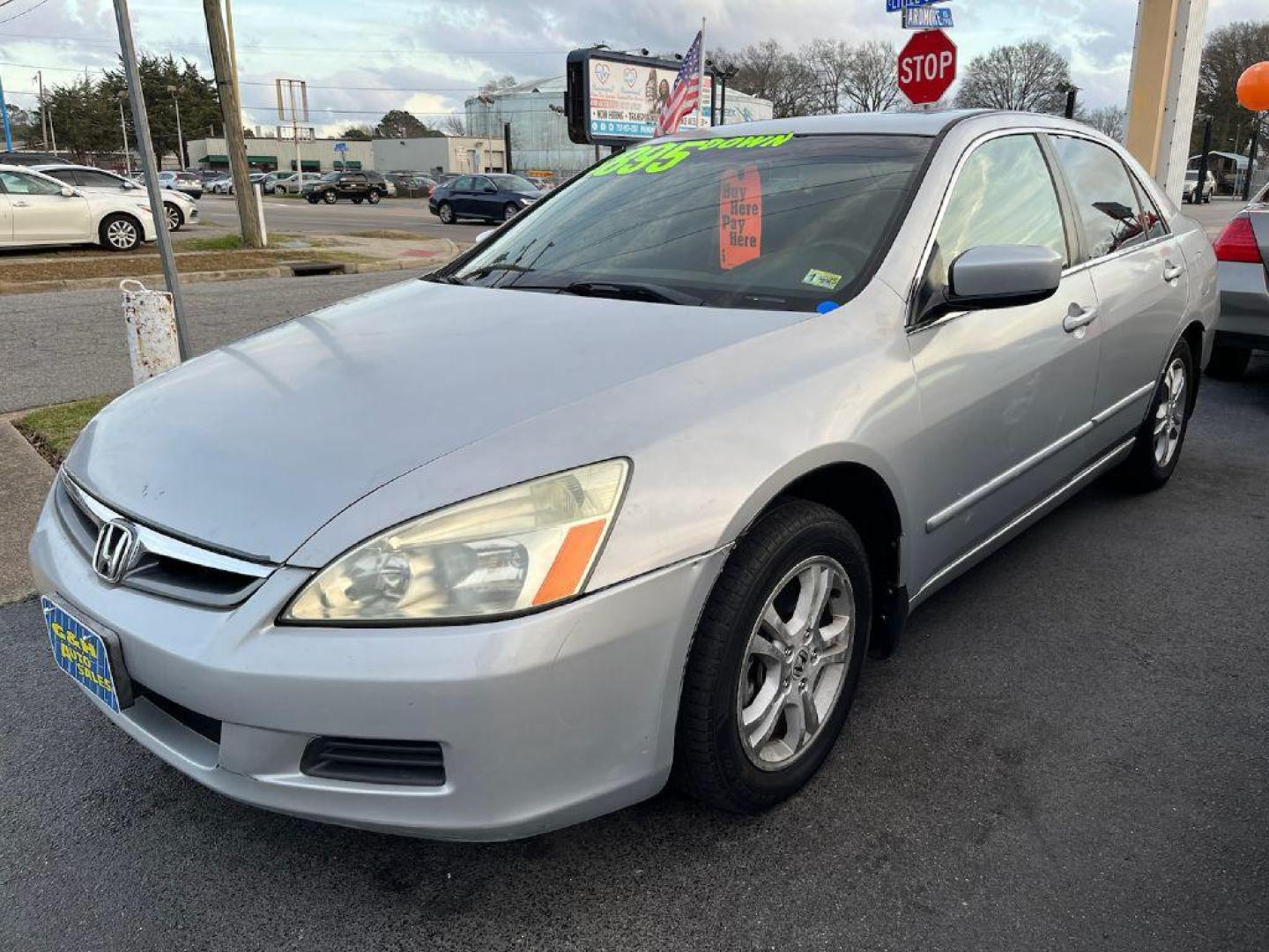 2006 GRAY HONDA ACCORD EX (1HGCM56786A) with an 2.4L engine, Automatic transmission, located at 930 E Little Creek Road, Norfolk, VA, 23518, (757) 588-0420, 36.915051, -76.244408 - Photo#0