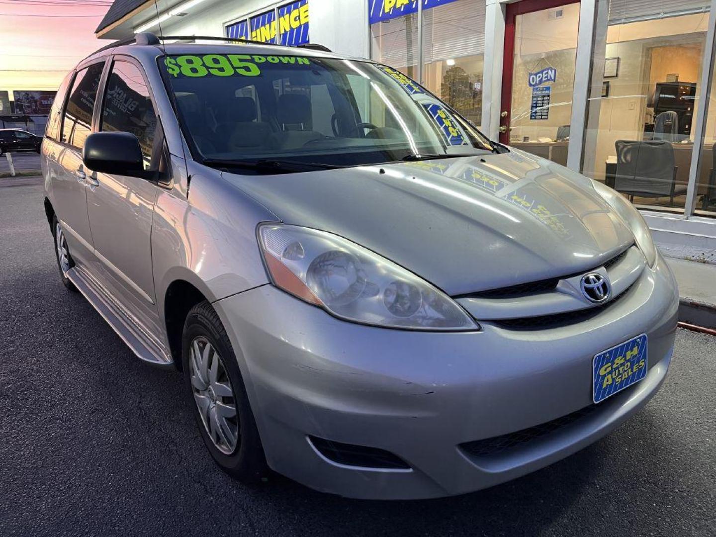 2007 SILVER TOYOTA SIENNA CE (5TDZK23C97S) with an 3.5L engine, Automatic transmission, located at 930 E Little Creek Road, Norfolk, VA, 23518, (757) 588-0420, 36.915051, -76.244408 - Photo#0