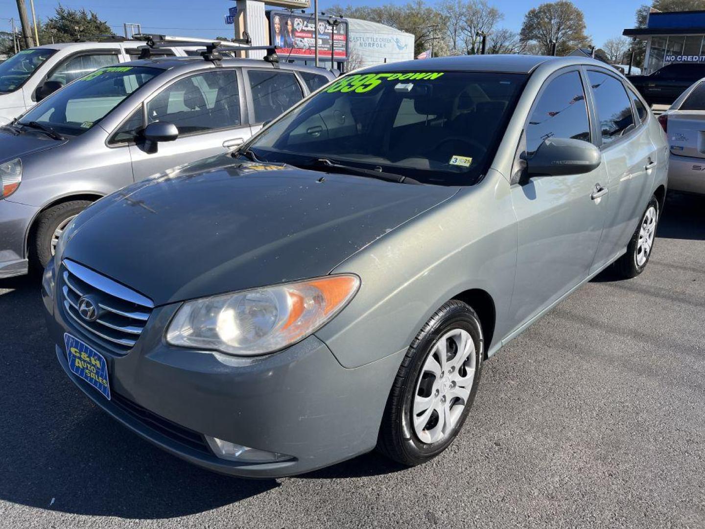 2010 GRAY HYUNDAI ELANTRA BLUE (KMHDU4AD6AU) with an 2.0L engine, Automatic transmission, located at 930 E Little Creek Road, Norfolk, VA, 23518, (757) 588-0420, 36.915051, -76.244408 - Photo#0