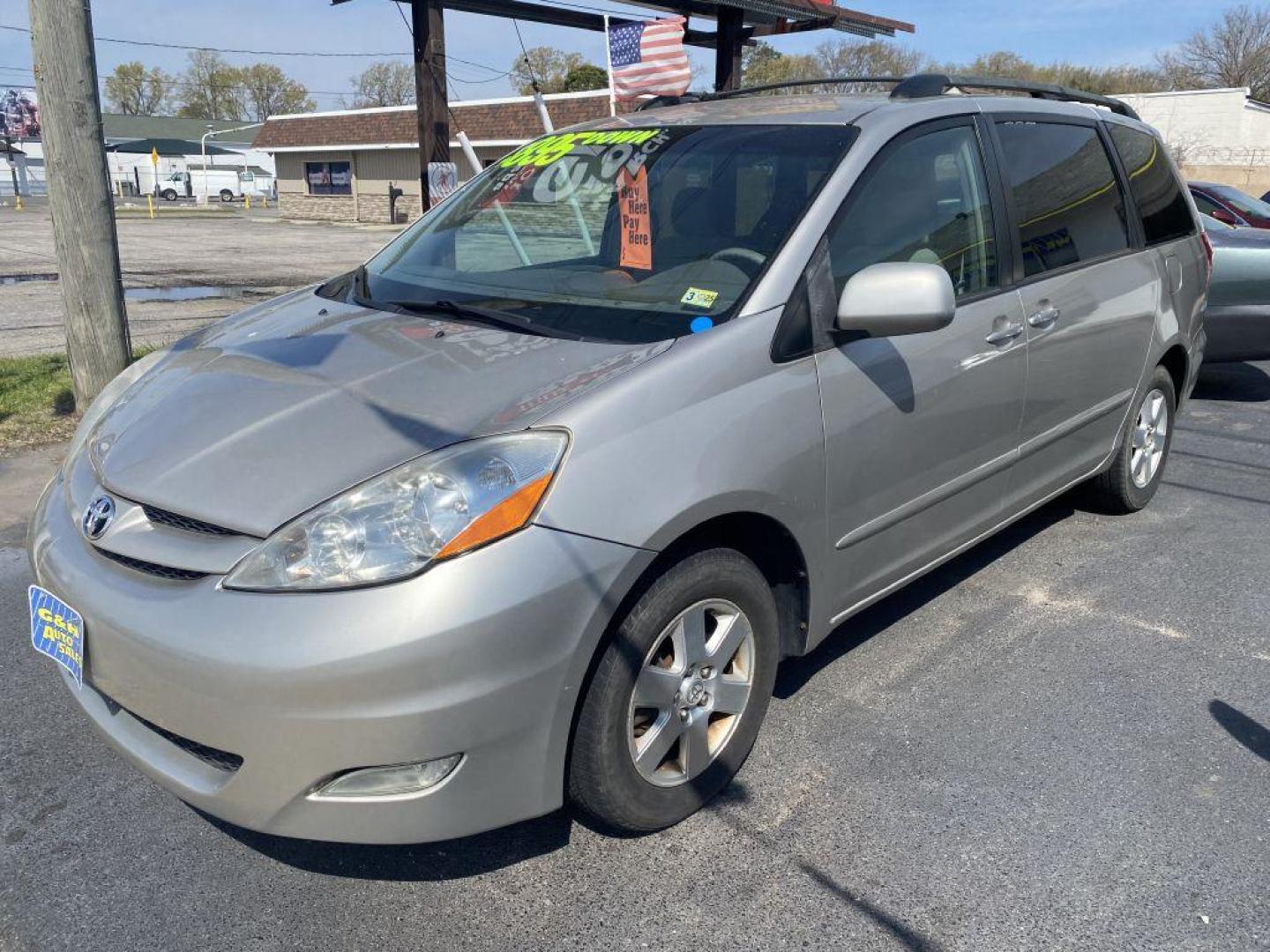 2007 SILVER TOYOTA SIENNA XLE (5TDZK22C47S) with an 3.5L engine, Automatic transmission, located at 930 E Little Creek Road, Norfolk, VA, 23518, (757) 588-0420, 36.915051, -76.244408 - Photo#0