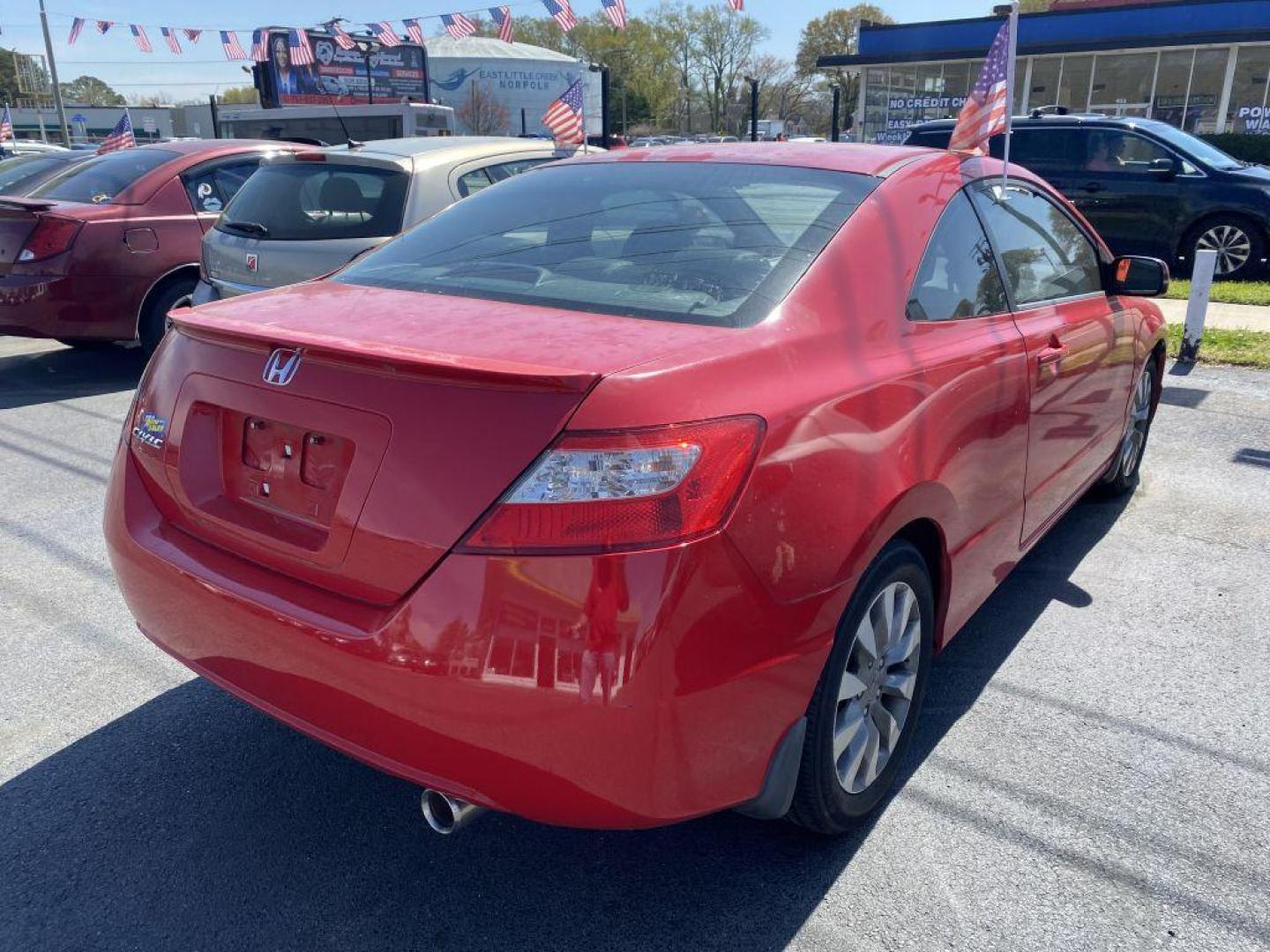 2009 RED HONDA CIVIC EX (2HGFG11839H) with an 1.8L engine, 5-Speed Manual transmission, located at 930 E Little Creek Road, Norfolk, VA, 23518, (757) 588-0420, 36.915051, -76.244408 - Photo#3