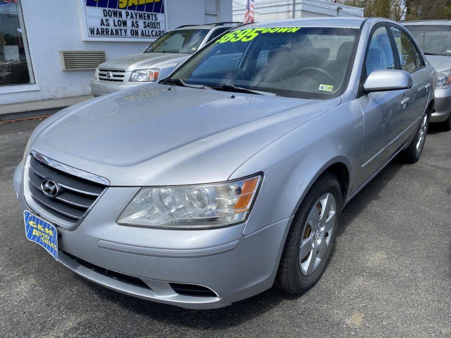 2009 SILVER HYUNDAI SONATA GLS (5NPET46C49H) with an 2.4L engine, Automatic transmission, located at 930 E Little Creek Road, Norfolk, VA, 23518, (757) 588-0420, 36.915051, -76.244408 - Photo#0