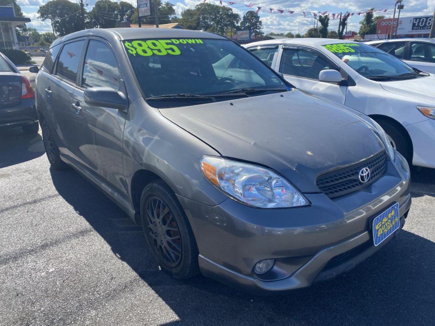 2008 GRAY TOYOTA COROLLA MATRIX XR (2T1KR32E68C) with an 1.8L engine, Automatic transmission, located at 930 E Little Creek Road, Norfolk, VA, 23518, (757) 588-0420, 36.915051, -76.244408 - Photo#0