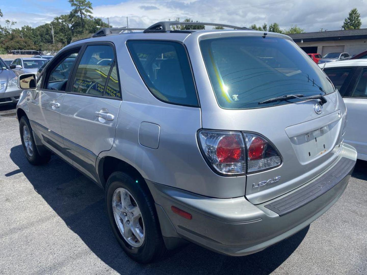 2002 SILVER LEXUS RX 300 (JTJGF10U820) with an 3.0L engine, Automatic transmission, located at 930 E Little Creek Road, Norfolk, VA, 23518, (757) 588-0420, 36.915051, -76.244408 - Photo#3