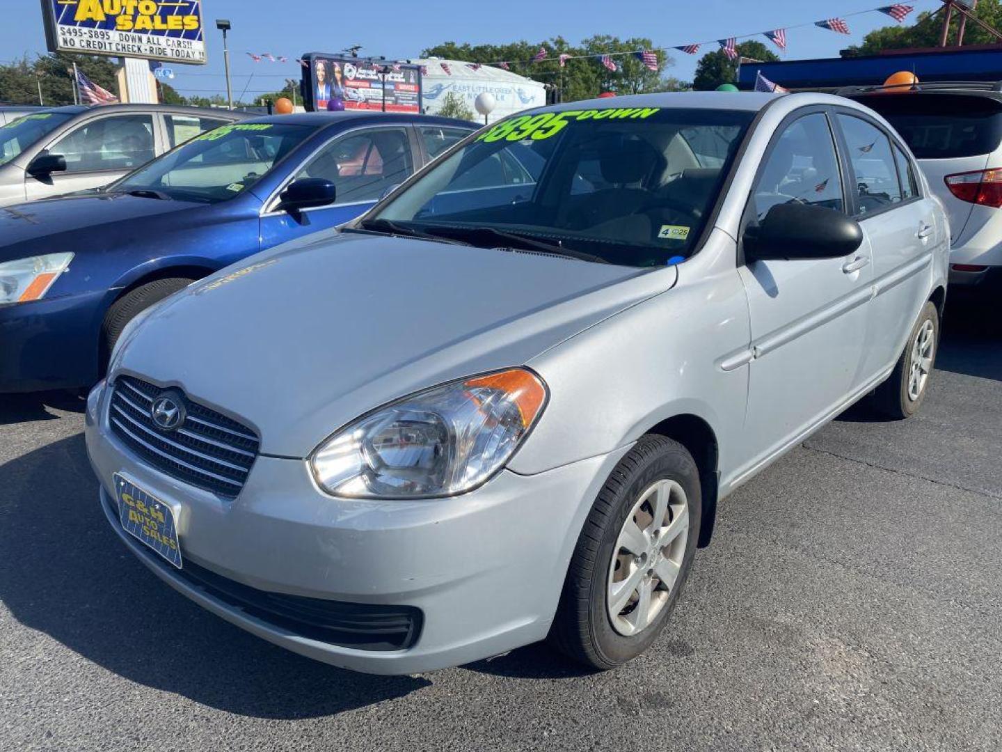 2008 SILVER HYUNDAI ACCENT GLS (KMHCN46C08U) with an 1.6L engine, Automatic transmission, located at 930 E Little Creek Road, Norfolk, VA, 23518, (757) 588-0420, 36.915051, -76.244408 - Photo#0