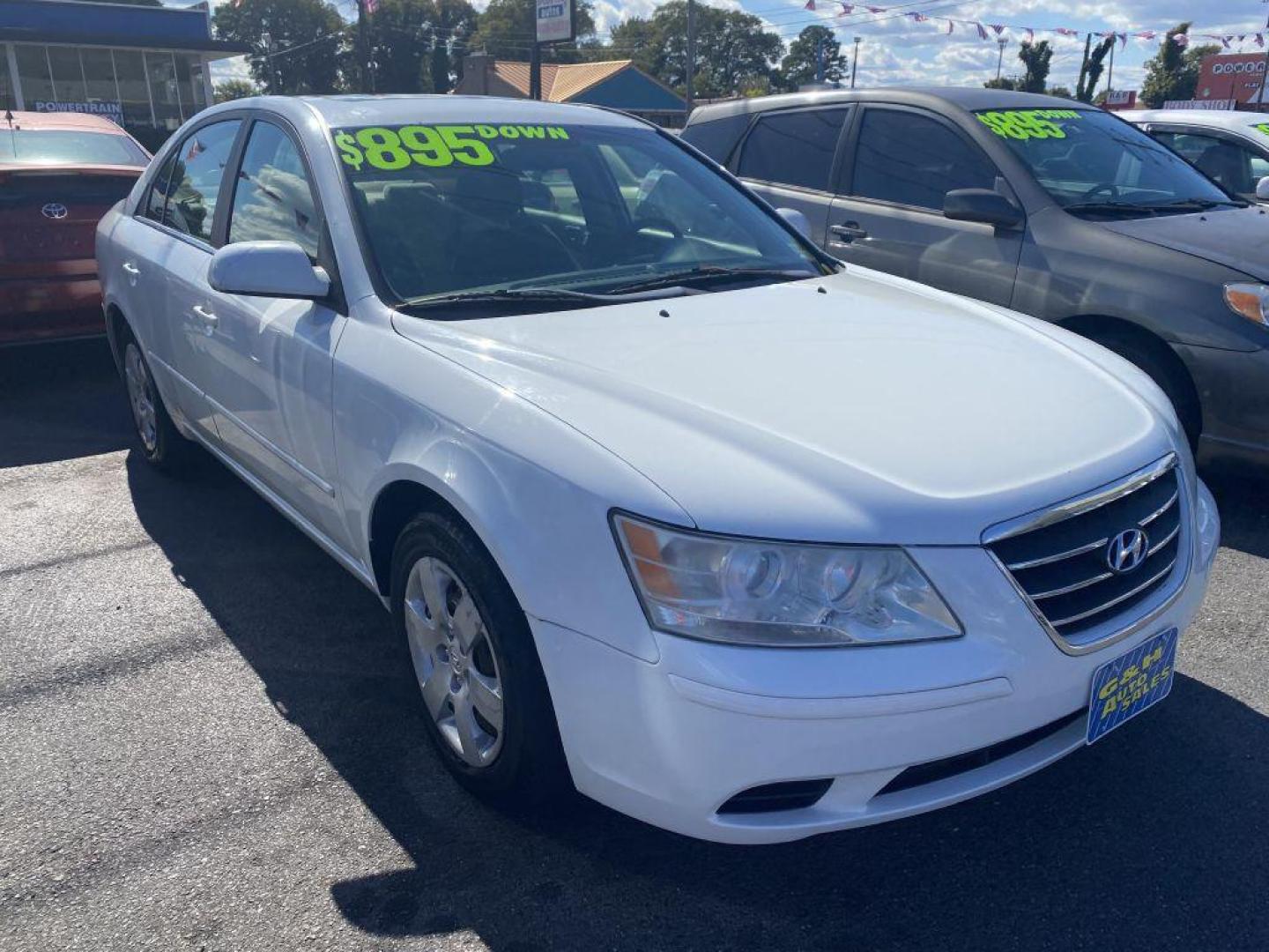 2009 WHITE HYUNDAI SONATA GLS (5NPET46F99H) with an 3.3L engine, Automatic transmission, located at 930 E Little Creek Road, Norfolk, VA, 23518, (757) 588-0420, 36.915051, -76.244408 - Photo#0