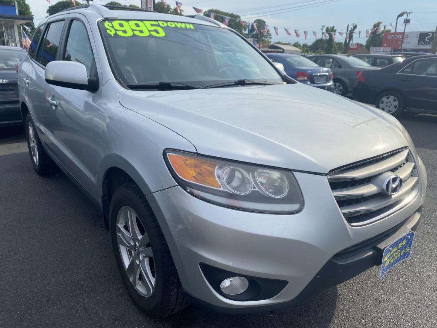 2012 SILVER HYUNDAI SANTA FE SE (5XYZHDAG7CG) with an 3.5L engine, Automatic transmission, located at 930 E Little Creek Road, Norfolk, VA, 23518, (757) 588-0420, 36.915051, -76.244408 - Photo#0