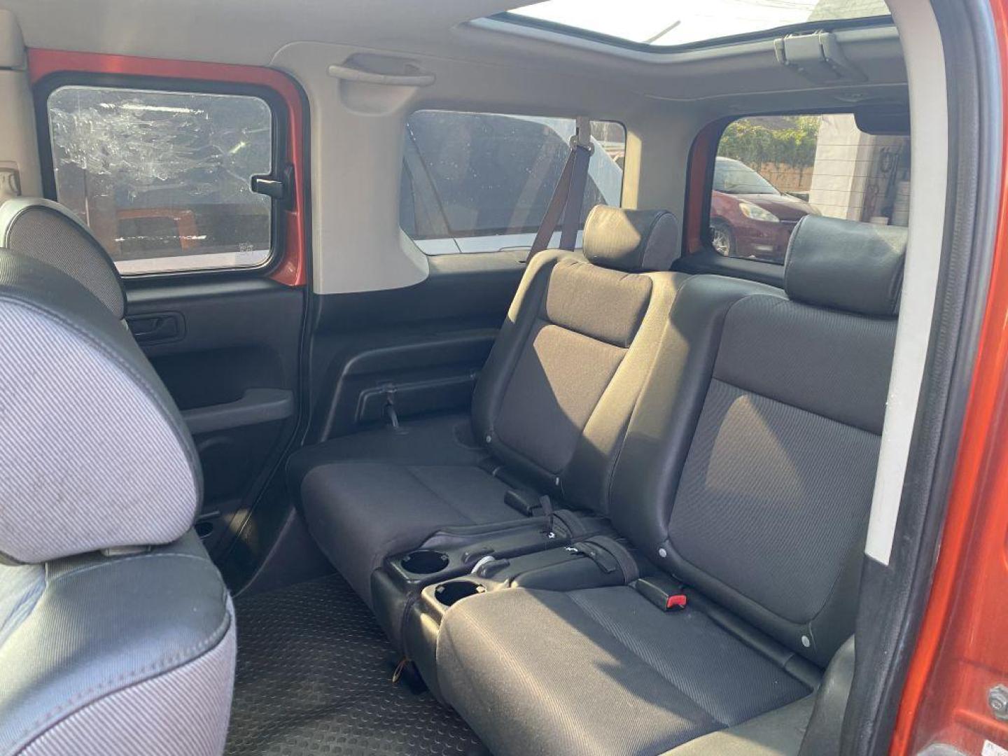 2003 ORANGE HONDA ELEMENT EX (5J6YH27673L) with an 2.4L engine, 5-Speed Manual transmission, located at 930 E Little Creek Road, Norfolk, VA, 23518, (757) 588-0420, 36.915051, -76.244408 - Photo#2