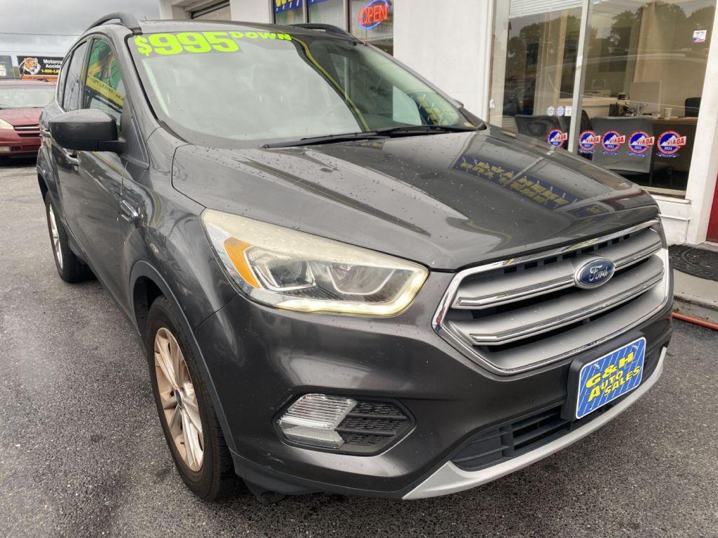 2017 GRAY FORD ESCAPE SE (1FMCU0GD6HU) with an 1.5L engine, Automatic transmission, located at 930 E Little Creek Road, Norfolk, VA, 23518, (757) 588-0420, 36.915051, -76.244408 - Photo#0