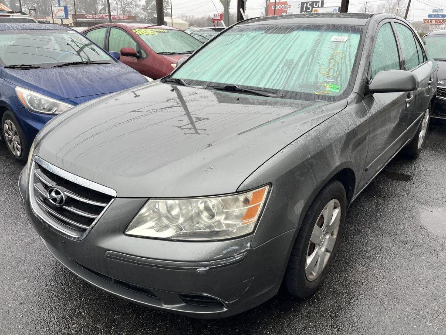 2010 GRAY HYUNDAI SONATA GLS (5NPET4AC4AH) with an 2.4L engine, Automatic transmission, located at 930 E Little Creek Road, Norfolk, VA, 23518, (757) 588-0420, 36.915051, -76.244408 - Photo#0